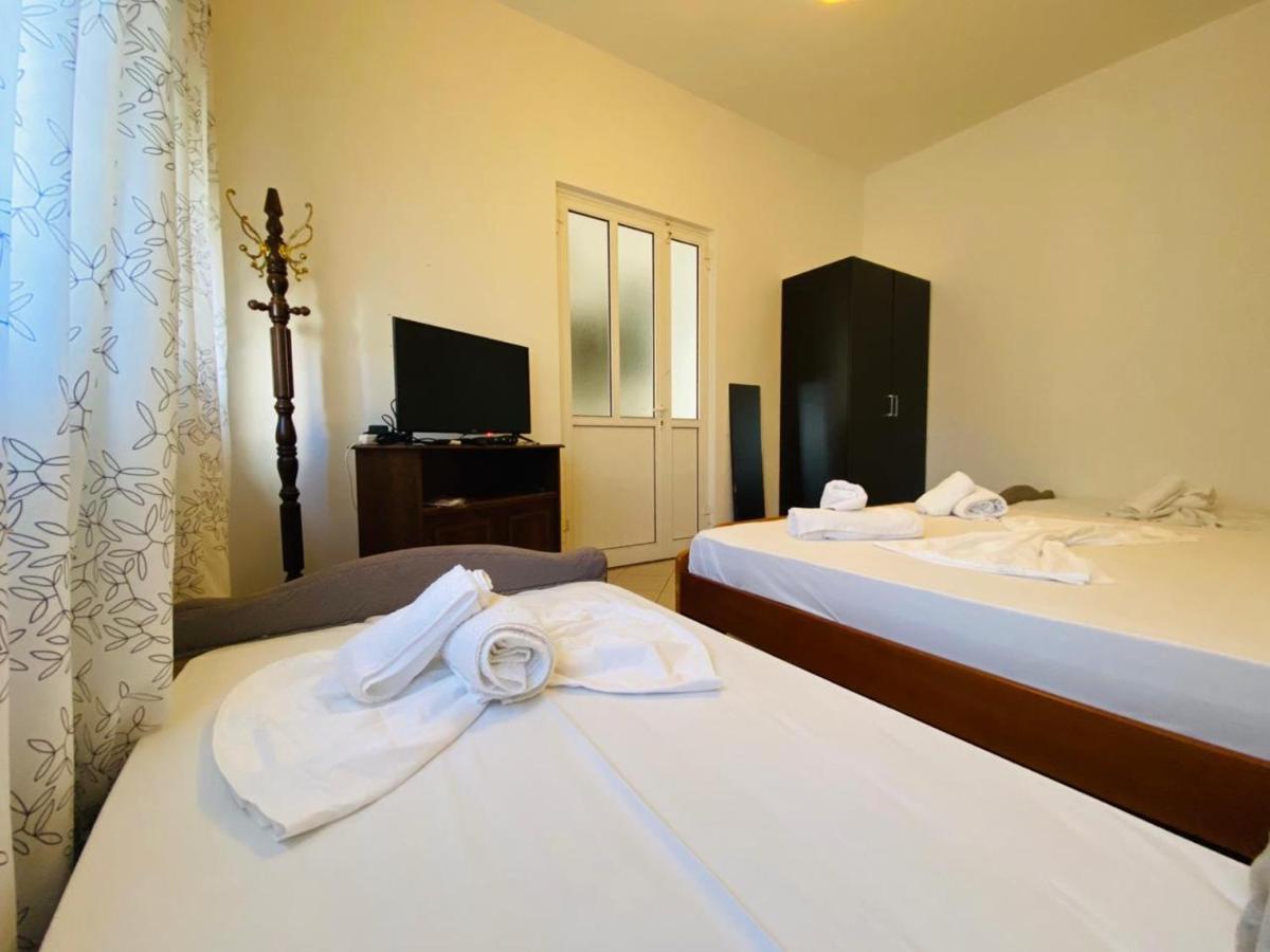 Hercules House Hotel Sarande Ngoại thất bức ảnh