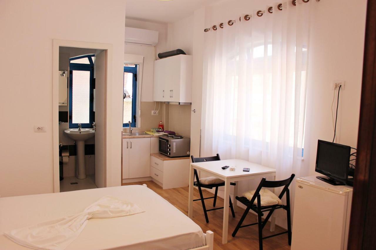 Hercules House Hotel Sarande Ngoại thất bức ảnh